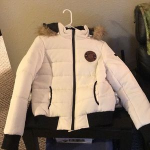 White puffer Apple Bottom coat